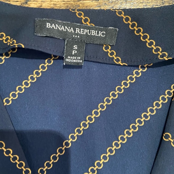 Banana Republic tunic shirt - Picture 2 of 5